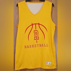 Russell Athletic Jersey size M      1A-014